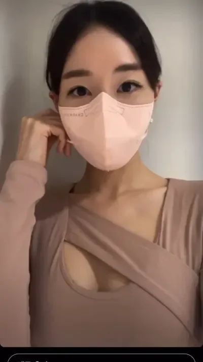 승무원 룩북 유튜버 이블린 실물 공개해요..! – premium0