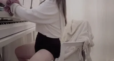 yuwol_92 – Nipple Slip No Bra 김유월님 2023-04-22 07-59-24 – twitch0