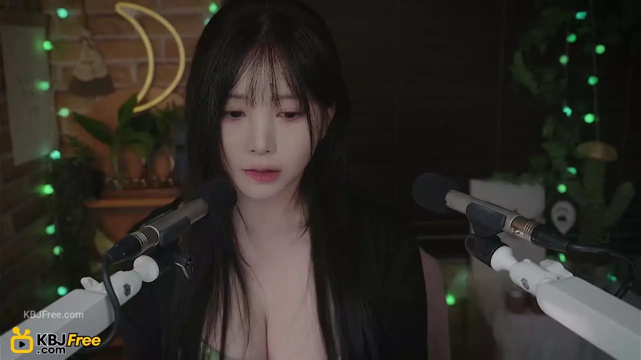 yoonyingasmr – 달빛 화원 카페(프리토킹asmr) Moonlight Garden Cafe (Free Talking asmr) – KoreanBJ.club