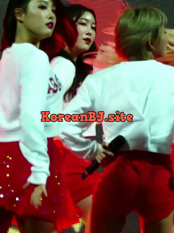Who caught the sight of these fiery KpopFap goddesses, shaking that ass in scarlet skirts on the stage? Ready for a sultry performance treat? – @dancingqueen’s Sex Reel On koreanbj.club – TikTok Porn & Shorts