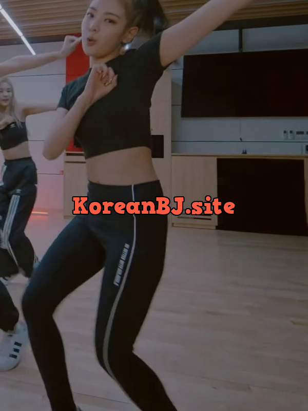 Sultry vixens gyrating in the studio, haven’t been this turned on since ‘WAP’! KpopFap, anyone? Buckle up, fuckboys! – @dancingqueen’s Sex Reel On koreanbj.club – TikTok Porn & Shorts